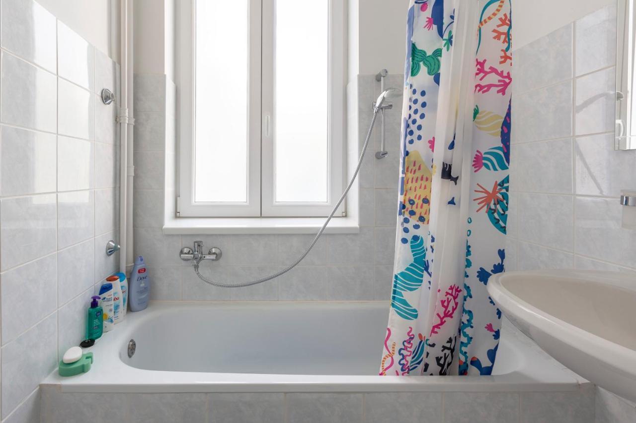 Gorgeous Flat Right Near The City Center بودابست المظهر الخارجي الصورة